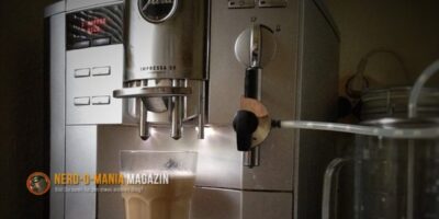 Milchspender für JURA Kaffeevollautomat selbstgebaut – für unter 20 €..